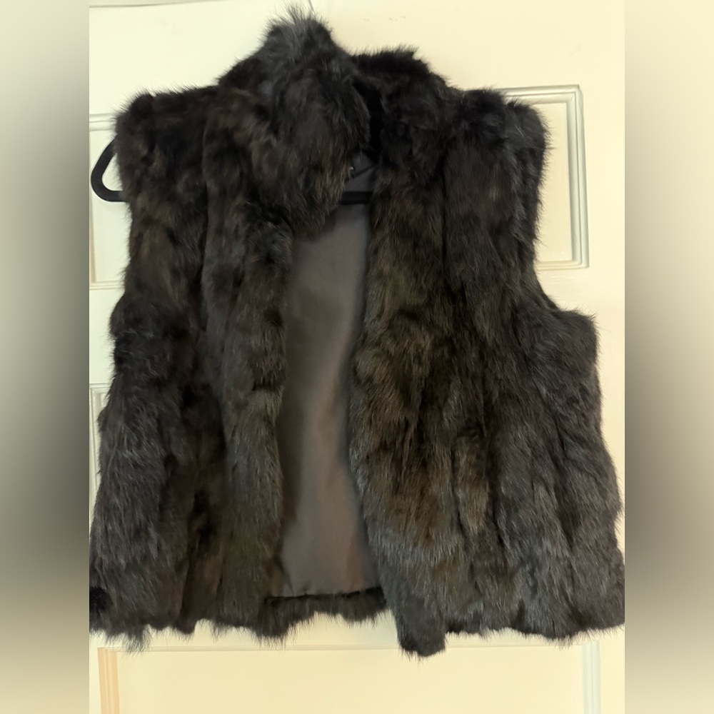 Adrienne Landau Black Rabbit Fur Vest Cropped style